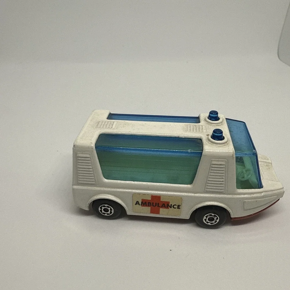 Vintage Lesney 1971 Matchbox Superfast No 46 Stretcha Fetcha Ambulance White